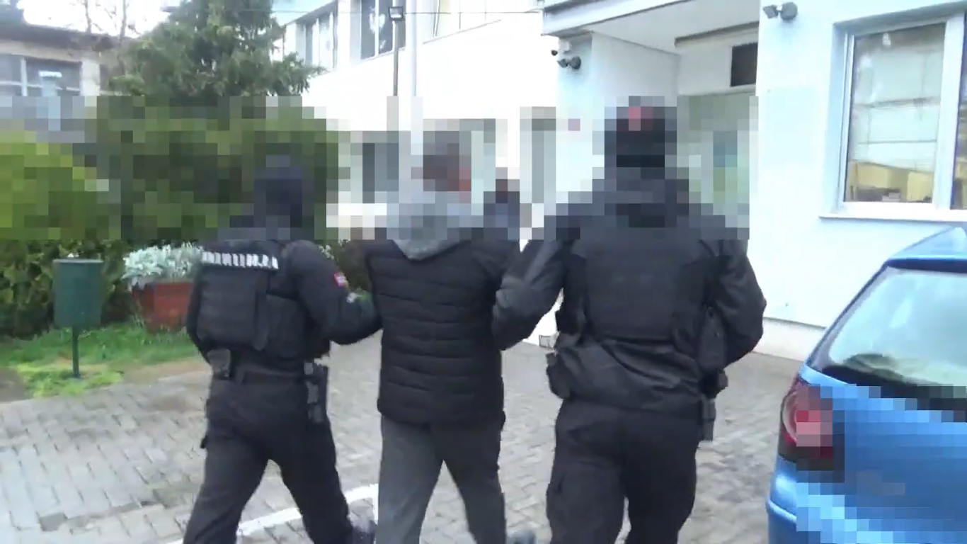 Arrestimi i qytetarit nga Policia e Maqedonisë së Veriut (foto MPB)