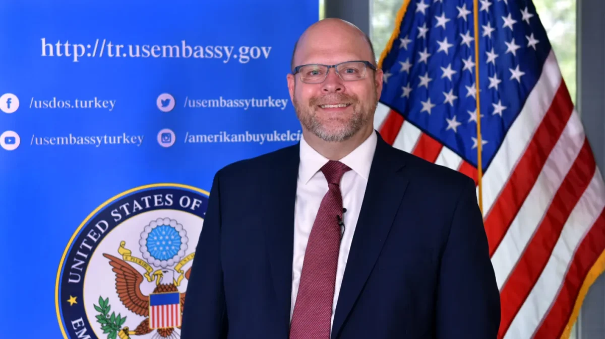 Jeffrey Hovenier, ambasador i SHBA-së në Kosovë