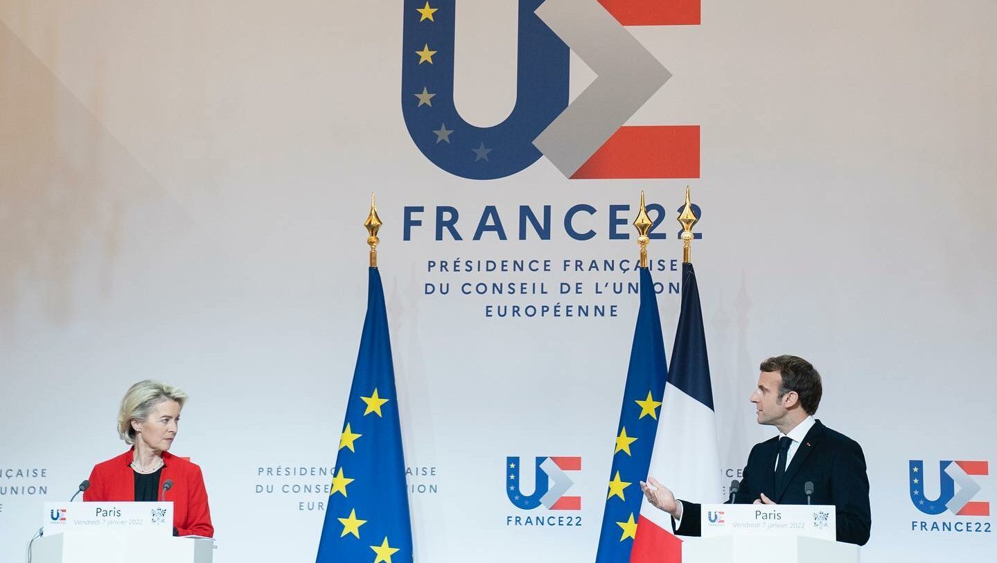 Ursula von de Leyen dhe Emmanuel Macron, foto: Profili i Macronit në Facebook