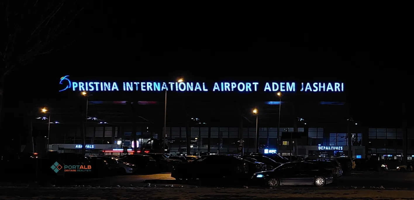 Aeroporti i Kosovës "Adem Jashari" në Prishtinë. Foto nga Faton Curri / Portalb.mk