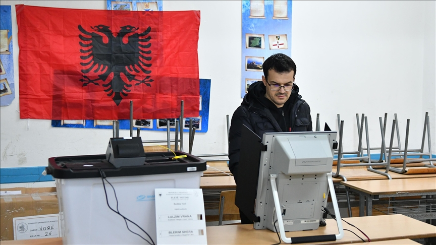 Zgjedhje në Shqipëri. Foto nga Anadolu Agency (AA).