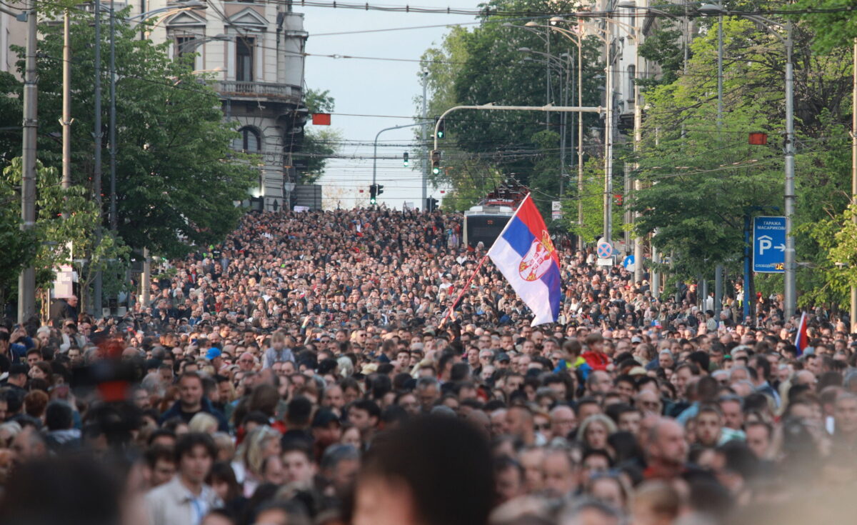 Protesta, opozita, Serbi, vrasja ne shkolle, Beograd