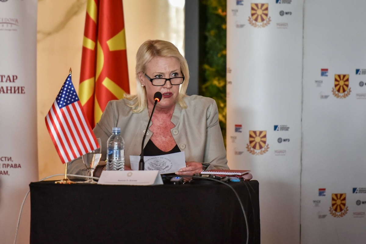 Angela Ageler, ambasada e ShBA-së, foto: Presidenca e RMV-së