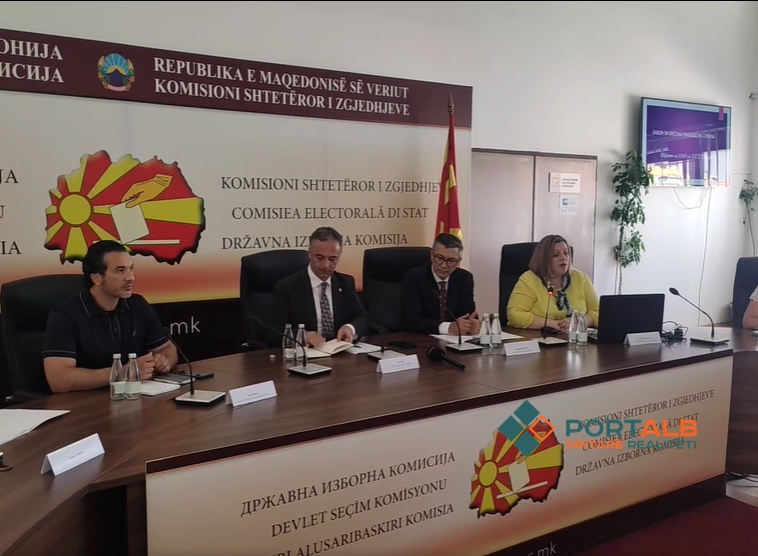 Foto nga prezantimi dhe debati për propozim-ligjin për Shërbim të Lartë Udhëheqës. Foto: Portalb.mk