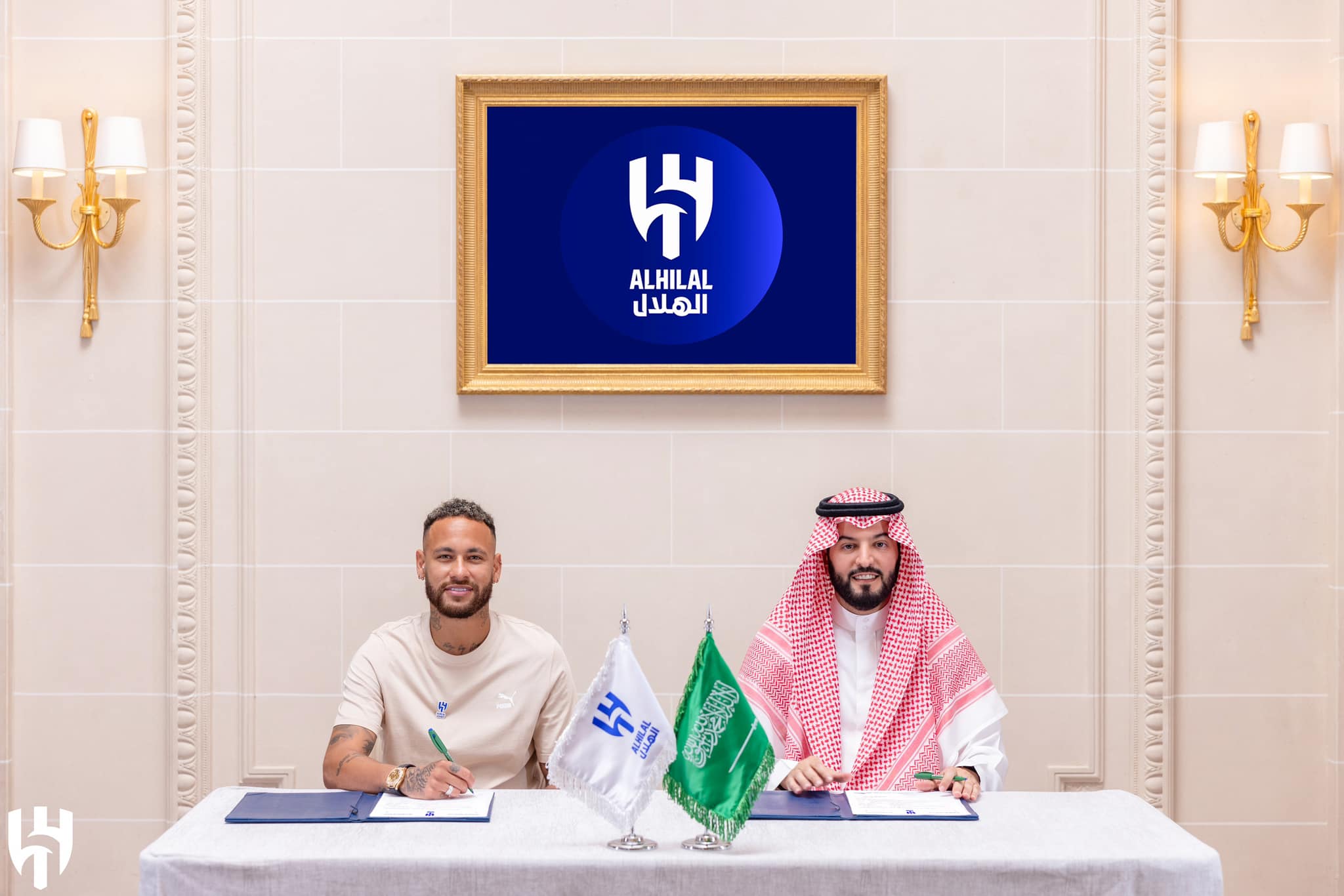 Neymar nënshkroi kontratë dyvjeçare me klubin saudit Al-Hilal. Foto: Profili zyrtar i AlHilal Saudi Club në Facebook