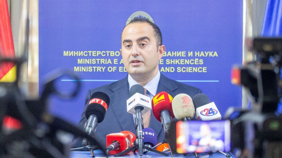 Ministri i Arsimit dhe Shkencës - Jeton Shaqiri. Foto: MASh