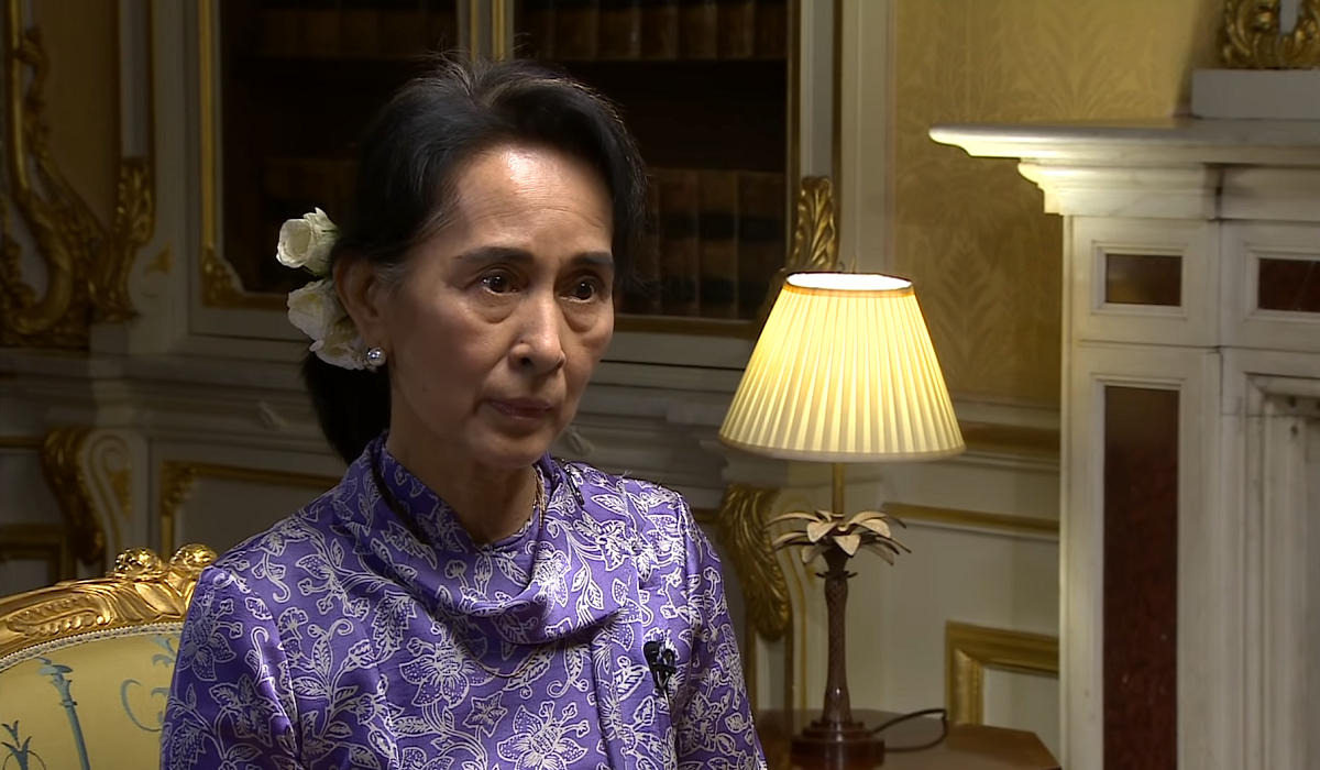 Aung San Suu Kyi. Foto printscreen nga një intervistë e BBC-së realizuar në vitin 2013