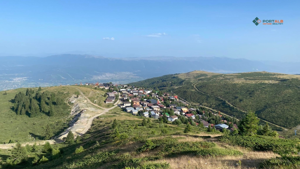 Lagja e vikend shtëpizave në Kodrën e Diellit. Foto: Fisnik Xhelili/Portalb.mk