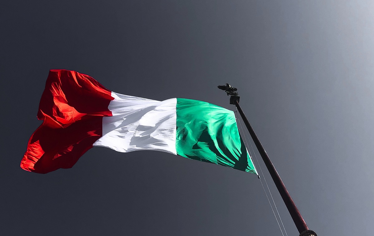 Flamuri i Italisë. Foto nga Emma Fabbri/Unsplash