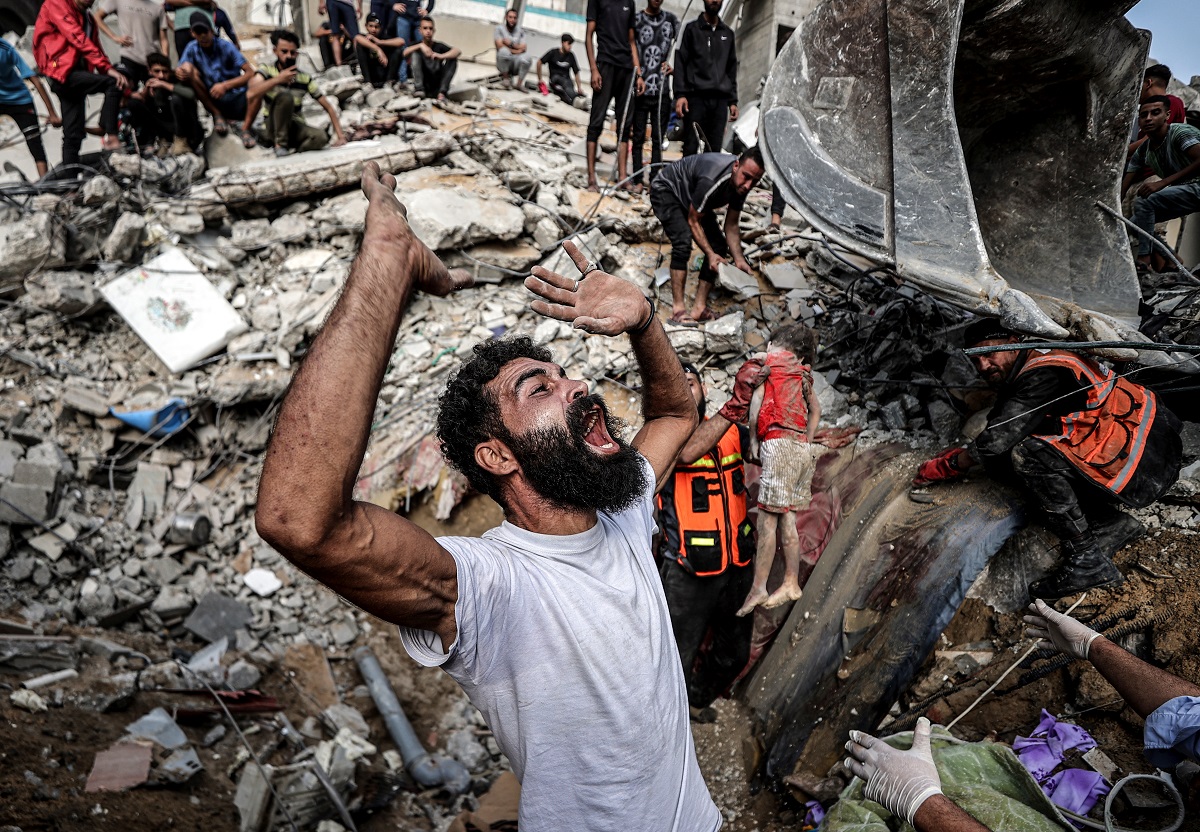 Civil të vrarë dhe lënduar në Gaza nga sulmet e Izraelit. Foto nga Ali Jadallah/AA