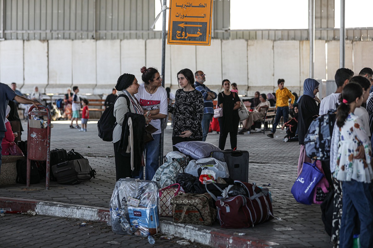 Shtetasit që largohen nga Gaza. Fotoreporteri: Mustafa Hassona/Agjencia Anadollu