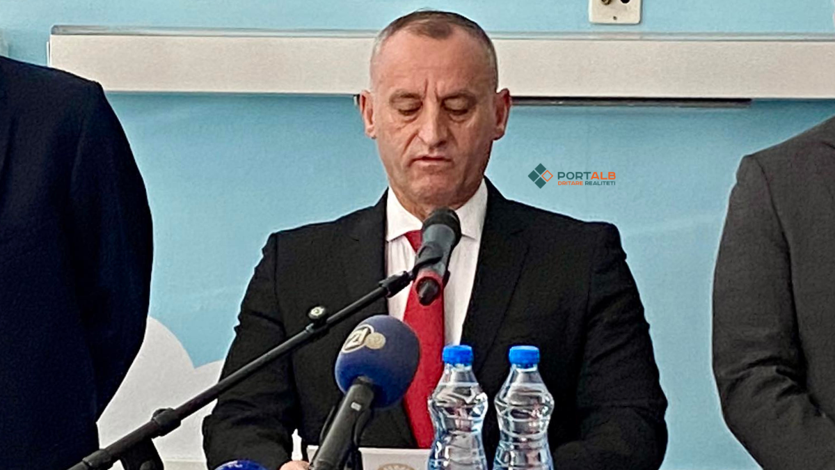 Ministri i Shëndetësisë, Fatmir Mexhiti. Foto: Fisnik Xhelili/Portalb.mk