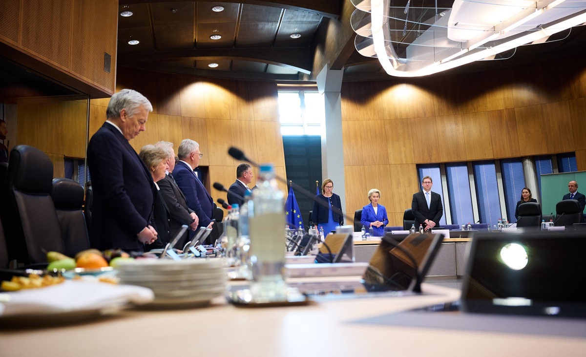 Kryetarja e Komisionit Evropian dhe anëtarët e Komisionit, foto nga Komisioni Evropian në Facebook