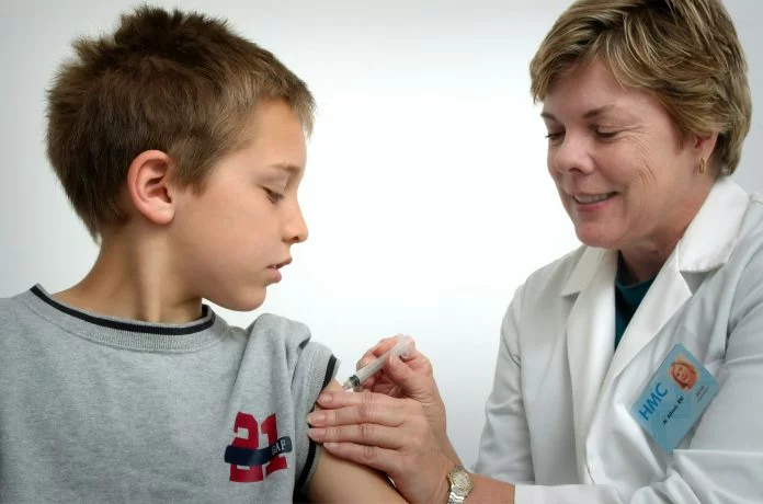 Vaksinë, vaksinim. Foto:  CDC/Unsplash