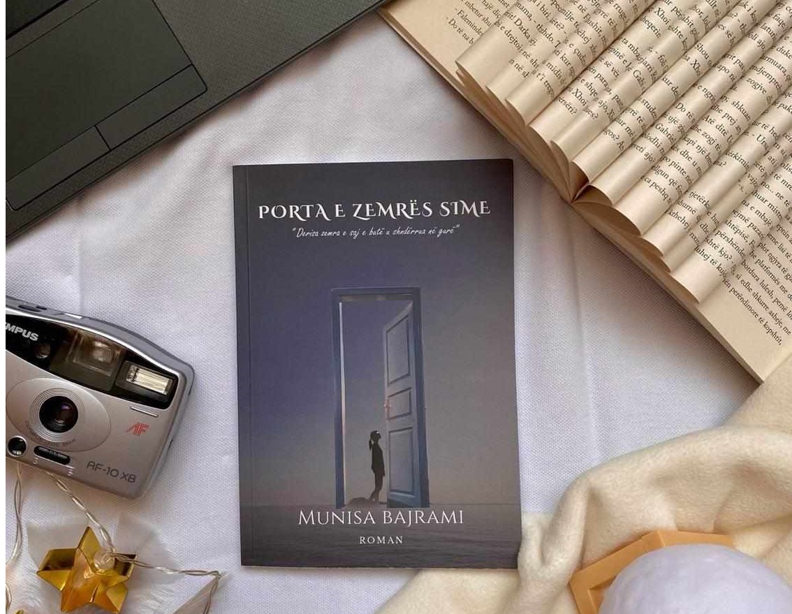 Kopertina e librit, foto nga Munisa Bajrami