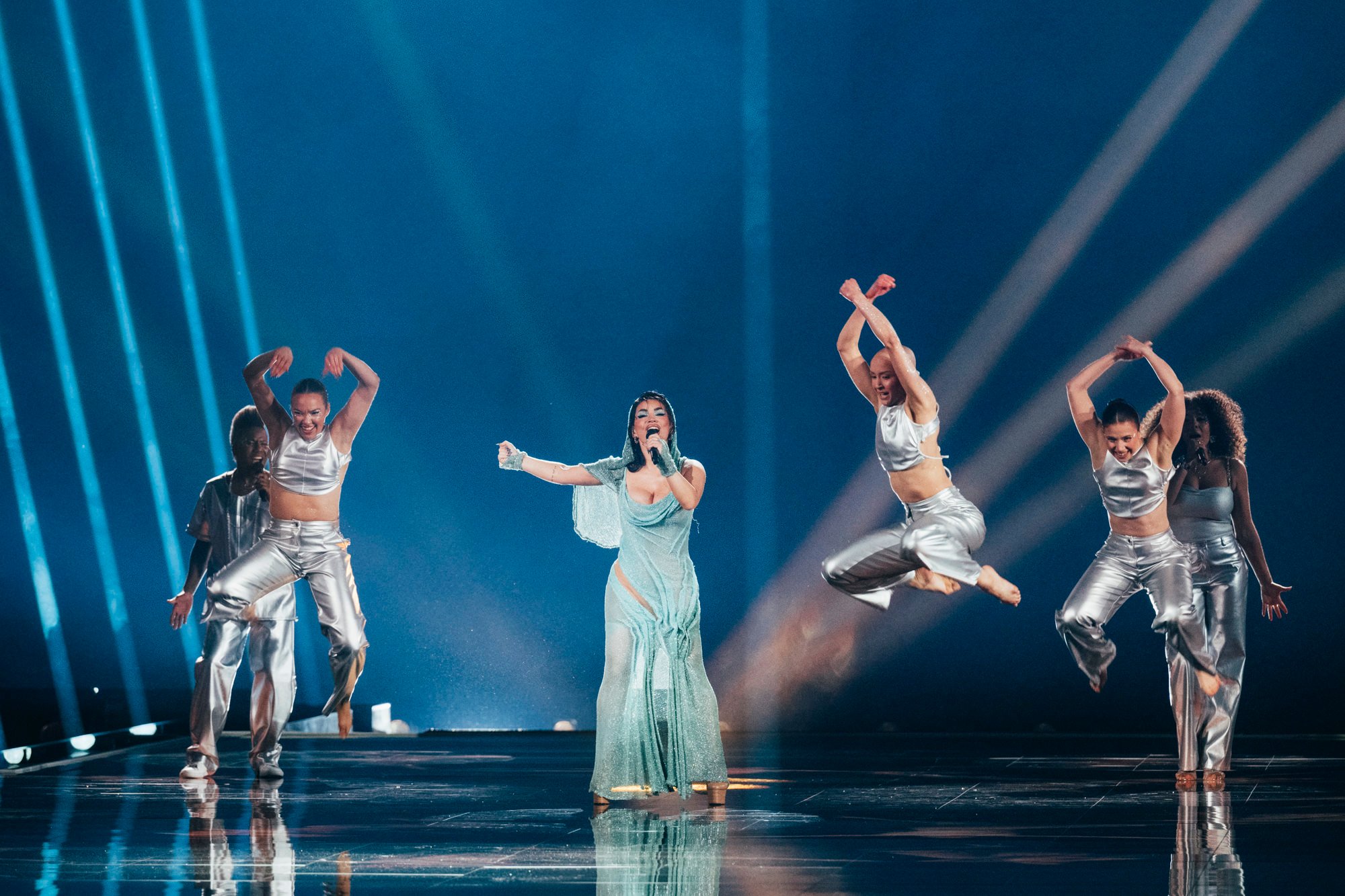 Besa Kokëdhima në gjysmëfinalen e dytë të Eurovizionit. Foto: Sarah Louise Benett/Eurovision.tv