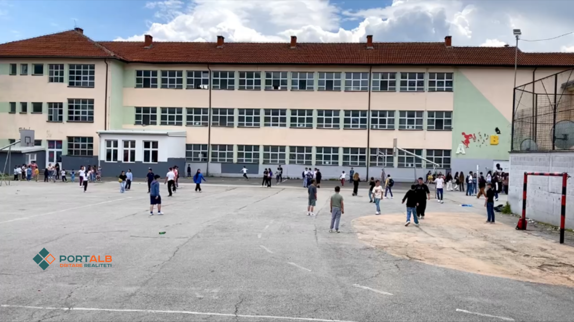 Shkolla fillore "Istikball" në Tetovë. Foto: Fisnik Xhelili/Portalb.mk