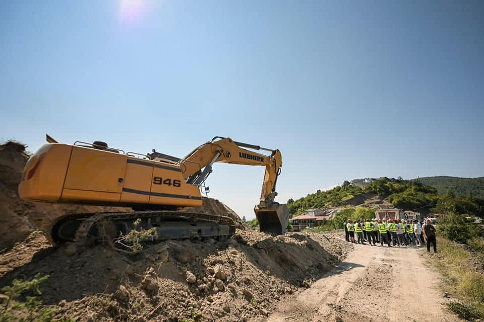 Punimet në rrugën Prizren - Tetovë. Foto: Liburn Aliu (Fb)