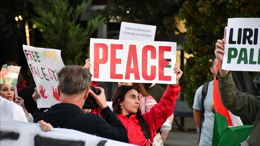 Protestë në solidarizim me popullin e Palestinës dhe Libanit në Shkup. Foto nga Umeys Suleyman/Anadolu.