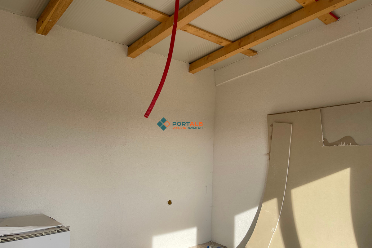 Objekti brenda i zhveshtores të NKP "Pisha" Likovë. Foto nga Portalb.mk